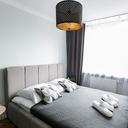 Nowogrodzka 78 - Apartament Dla 4 Osob - 200M Od Szpitala Klinicznego Na Lindleya - 1Km Do Dworca Centralnego - Wifi - Smart Tv 45 Cali Warszawa Exteriör bild