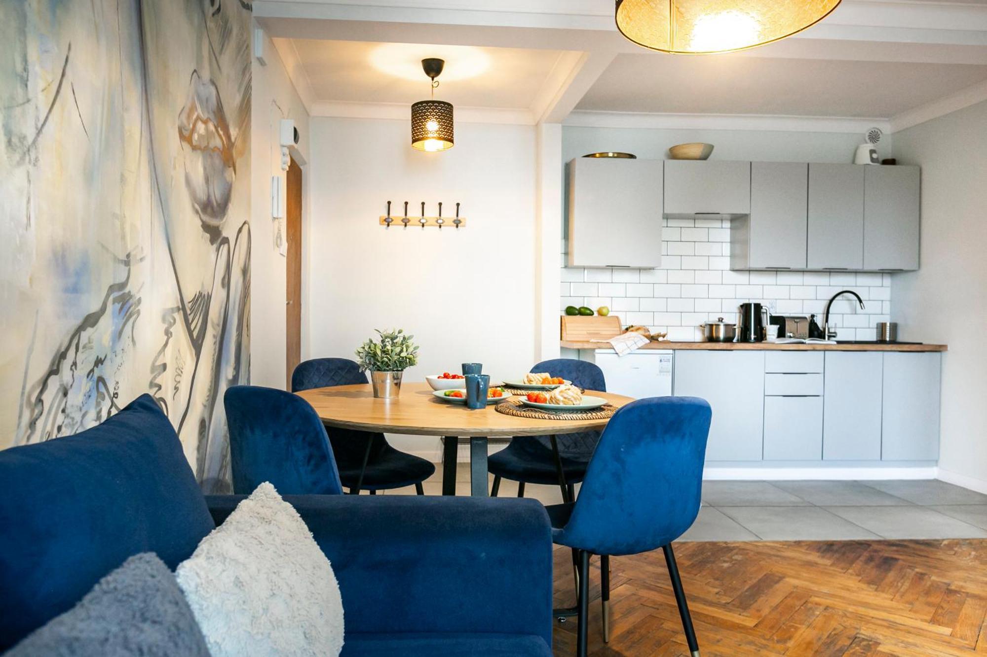 Nowogrodzka 78 - Apartament Dla 4 Osob - 200M Od Szpitala Klinicznego Na Lindleya - 1Km Do Dworca Centralnego - Wifi - Smart Tv 45 Cali Warszawa Exteriör bild